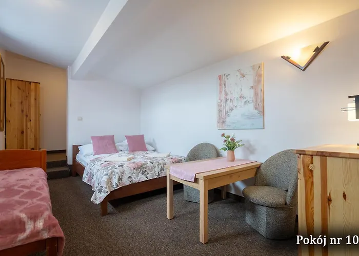 Πανσιόν Puchatek 3*