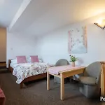 Πανσιόν Puchatek 3*